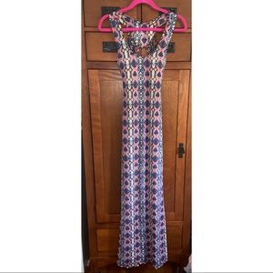 Women’s mixed color pattern dress